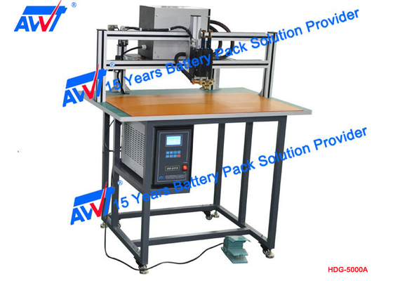 380V 8000A বৈদ্যুতিন সংকেতের মেরু বদল স্পট ওয়েল্ডার, 18650 32650 ব্যাটারি ট্যাবগুলির জন্য ছোট স্পট ওয়েল্ডার